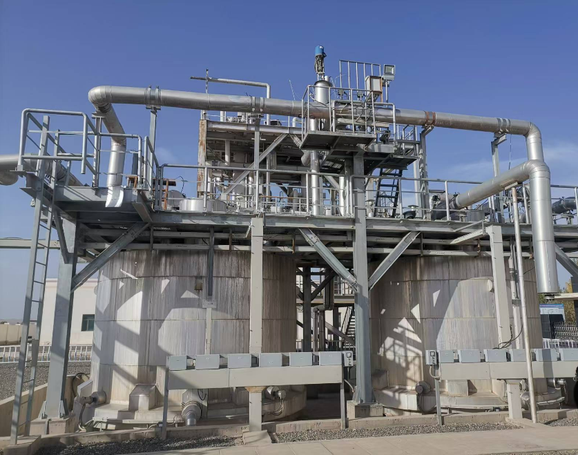 超高温熔盐储能装置