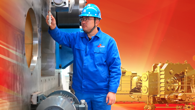 何雪龙，劳动模范！