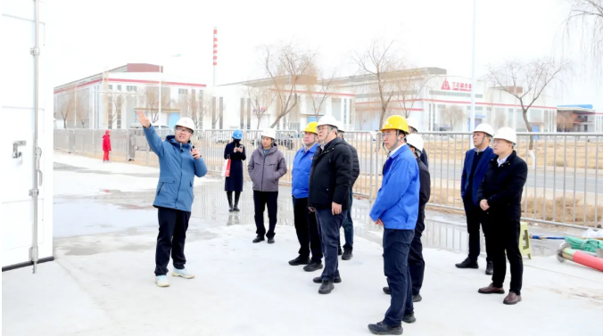 湖南钢铁集团党委书记 董事长李建宇一行来兰石集团参观交流
