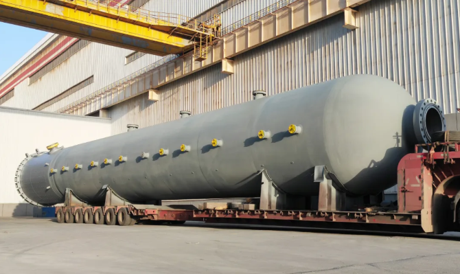 深化“三抓三促”行动丨兰石重装承制君恒生物100万吨可持续航空燃料项目5台反应器顺利交付